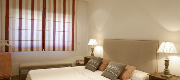 3 bedrooms Penthouse in Marbella, Spain No. 568 26