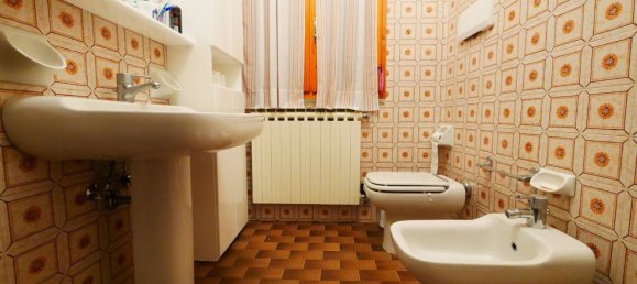 8 bedrooms Villa in Serramazzoni, Italy No. 353643 42