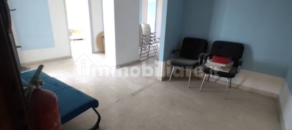 Oficina de 5 habitaciónes en Modena, Italy No. 79278 2