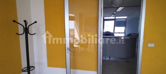 Oficina de 5 habitaciónes en Modena, Italy No. 79278 24