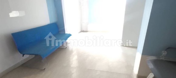 Oficina de 5 habitaciónes en Modena, Italy No. 79278 3