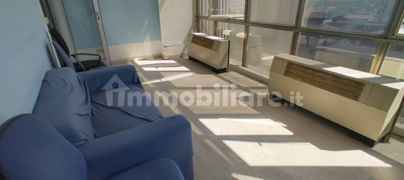 Oficina de 5 habitaciónes en Modena, Italy No. 79278 5