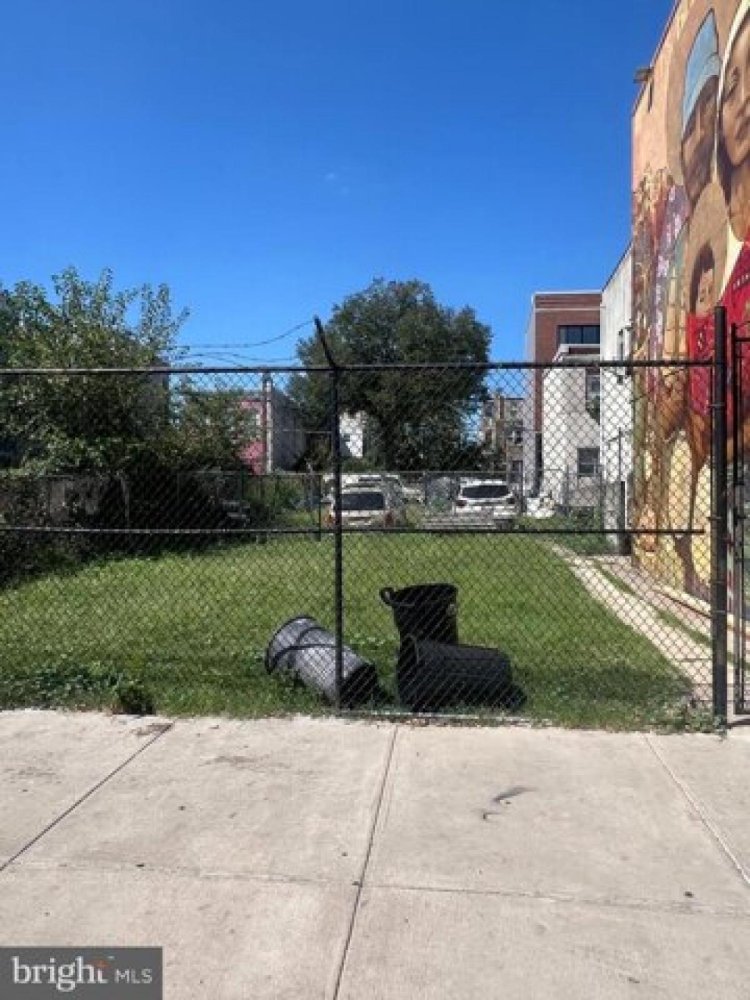  Land in Philadelphia, USA No. 475905