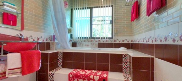 5 bedrooms House in Hang Dong, Thailand No. 5213 8