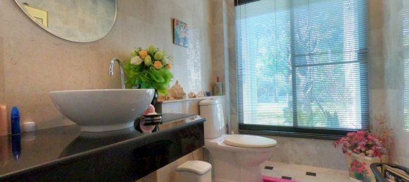 5 bedrooms House in Hang Dong, Thailand No. 5213 3