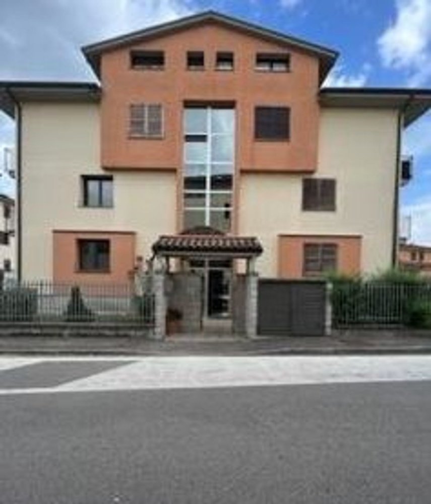 3غرفة منزل ذو طابقين في Marzano, Italy رقم 185118