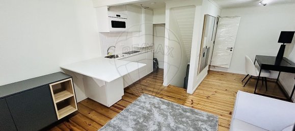 1 bedroom Apartment in Lisbon, Portugal No. 12870 3