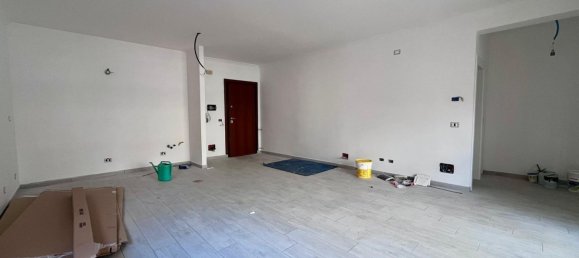 Квартира с 3 комнатами в Помеция, Италия № 46324 13