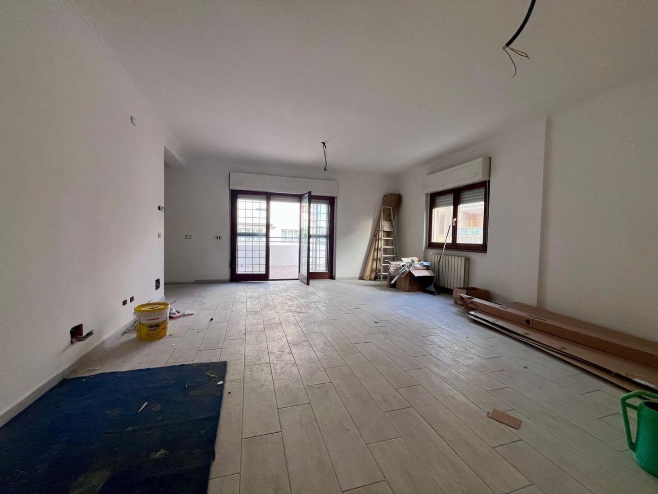 Apartamento de 3 divisões em Pomezia, Italy N.º 46324