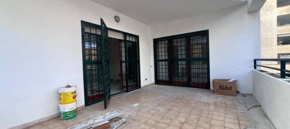 Квартира с 3 комнатами в Помеция, Италия № 46324 2