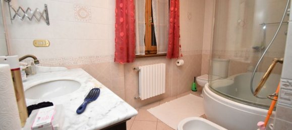 5 rooms House in Forte dei Marmi, Italy No. 194172 16