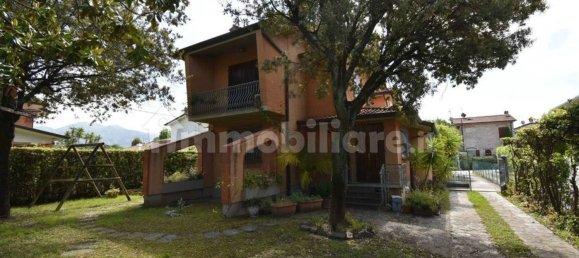 5 rooms House in Forte dei Marmi, Italy No. 194172 6