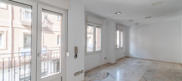 Apartamento de 6 dormitorios en Armilla, Spain No. 166416 23