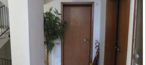 3 rooms Apartment in Arese, Italy No. 172434 6