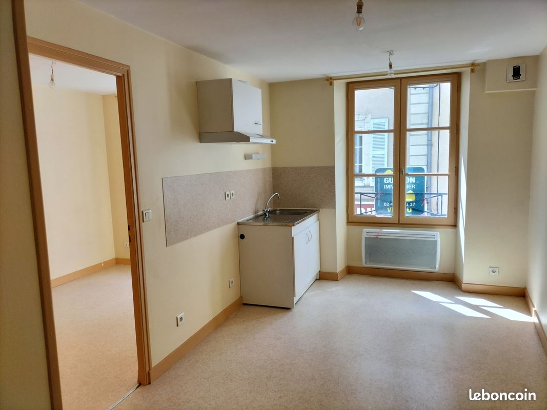 1 bedroom Apartment in Laval, France No. 342039