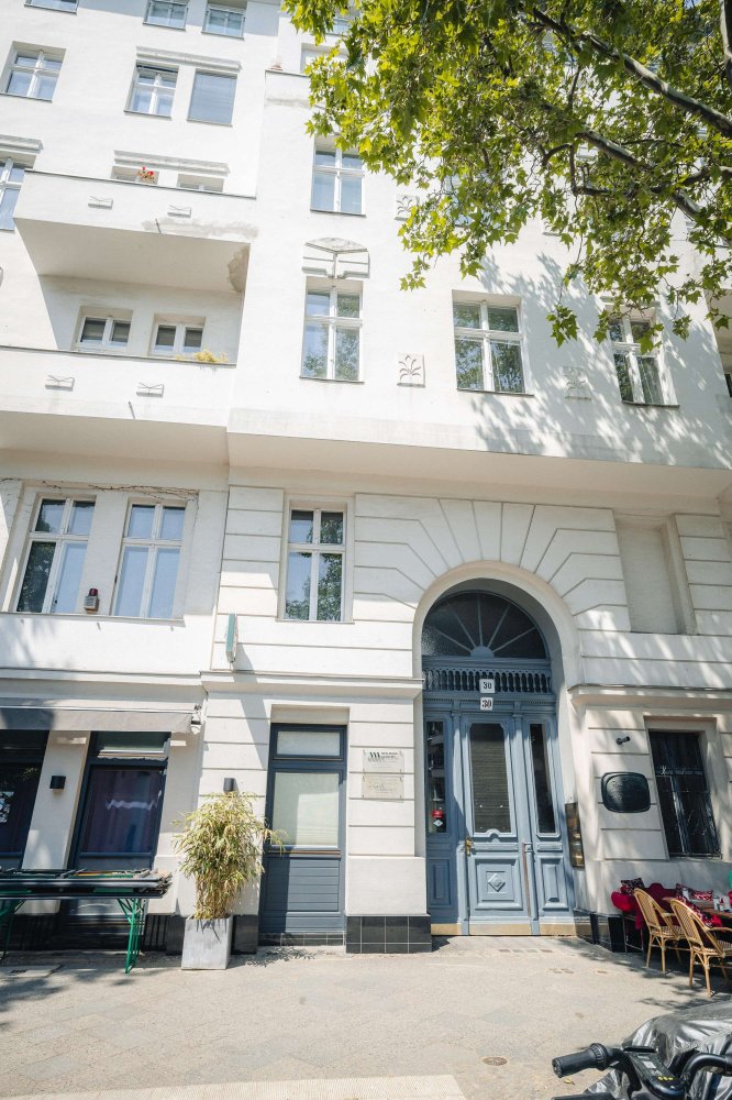 Apartamento de 2 dormitorios en Schoneberg, Germany No. 246624