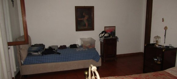 2 bedrooms House in Carrara, Italy No. 45799 18