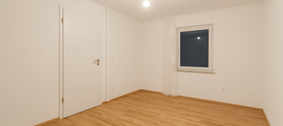 2 bedrooms House in Cham, Germany No. 292272 2