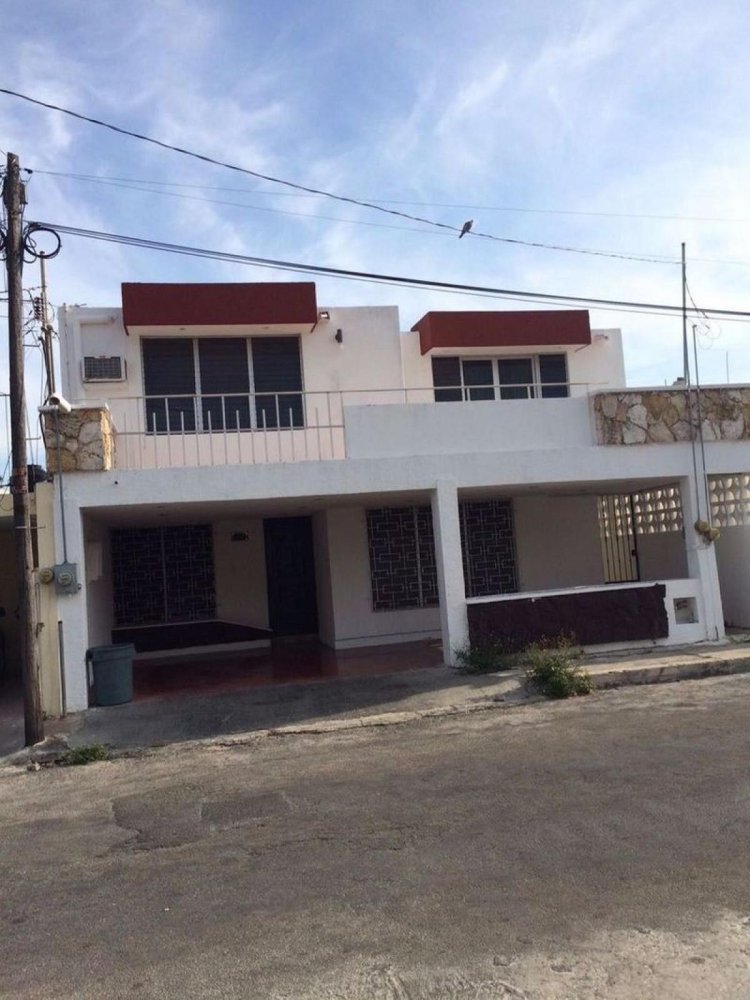 5 bedrooms House in Yucatan, Mexico No. 189594