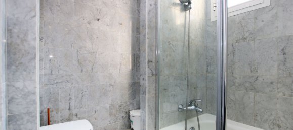 Ático de 3 dormitorios en Marbella, Spain No. 147375 14