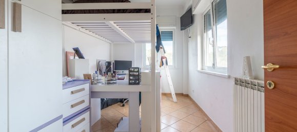 Квартира с 3 комнатами в Рим, Италия № 24585 26