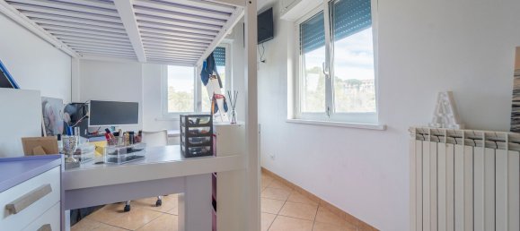 Квартира с 3 комнатами в Рим, Италия № 24585 25