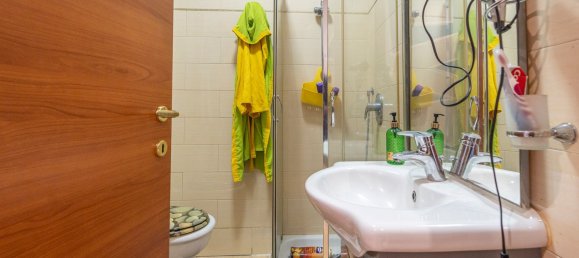 Квартира с 3 комнатами в Рим, Италия № 24585 30