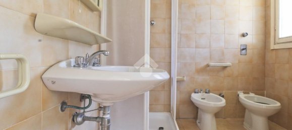 3 rooms Apartment in Isola di Capo Rizzuto, Italy No. 105351 4