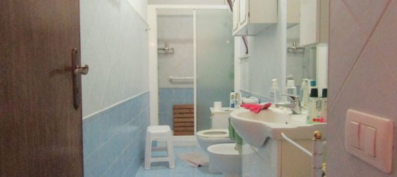 4 rooms Apartment in Carrara, Italy No. 27324 31