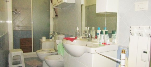 4 rooms Apartment in Carrara, Italy No. 27324 32