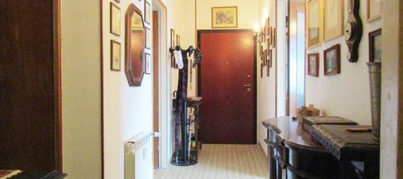 4 rooms Apartment in Carrara, Italy No. 27324 33