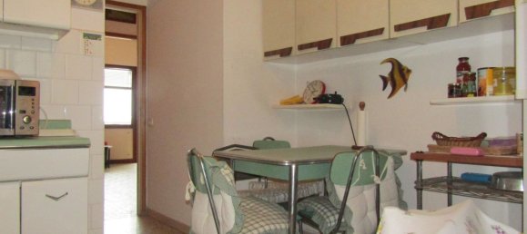 4 rooms Apartment in Carrara, Italy No. 27324 13