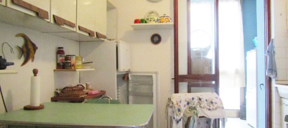 4 rooms Apartment in Carrara, Italy No. 27324 14