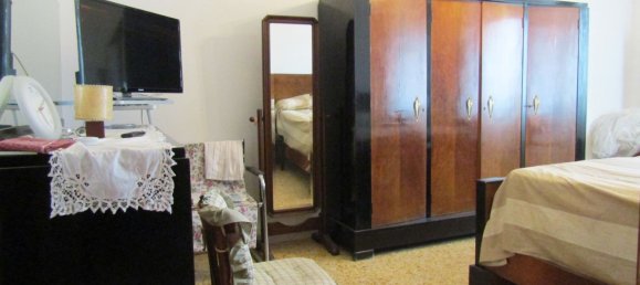 4 rooms Apartment in Carrara, Italy No. 27324 23