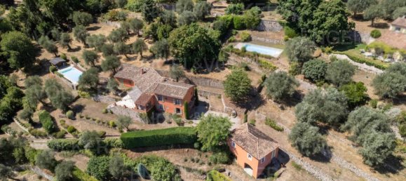 5 bedrooms Castles in Grasse, France No. 344329 2