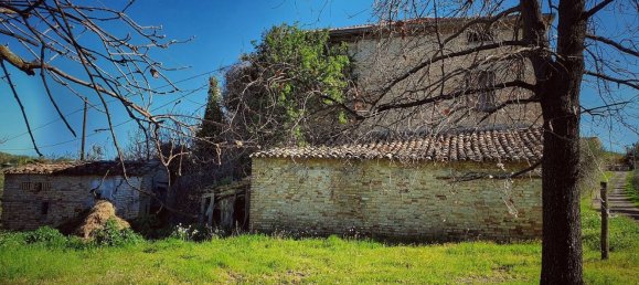 5 rooms House in Castorano, Italy No. 176745 6