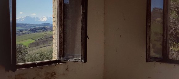 5 rooms House in Castorano, Italy No. 176745 14