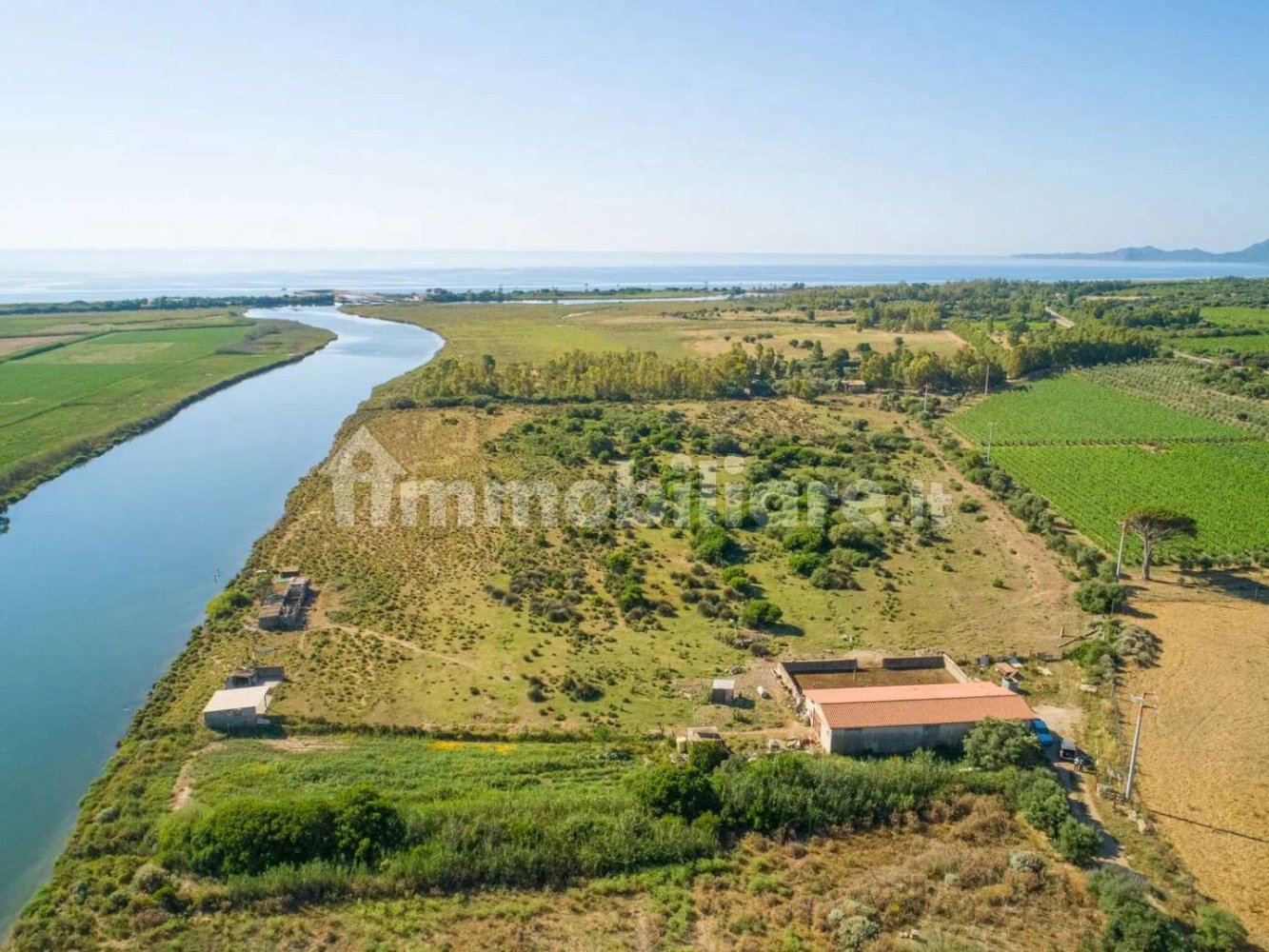 Terreno en Sardinia, Italy 50000 m² No. 240688