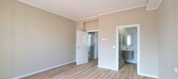 2 Schlafzimmer Wohnung in Busto Arsizio, Italy, Nr. 321517 11