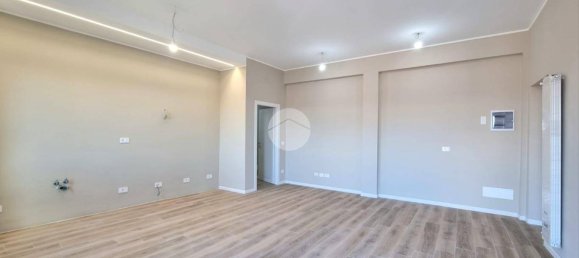 2 Schlafzimmer Wohnung in Busto Arsizio, Italy, Nr. 321517 2