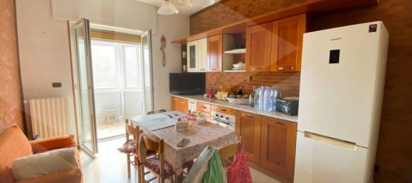 4-Zimmer Wohnung in Bari, Italy, Nr. 32771 5