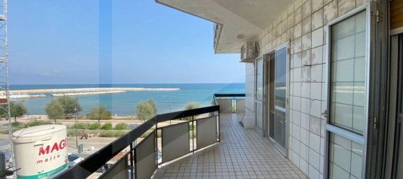 4-Zimmer Wohnung in Bari, Italy, Nr. 32771 15