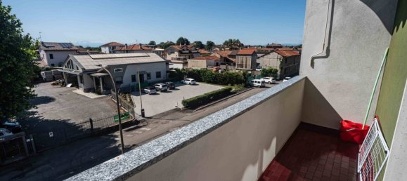 2 bedrooms Apartment in Arluno, Italy No. 341929 4