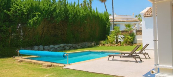 3 bedrooms Villa in Estepona, Spain No. 141169 23