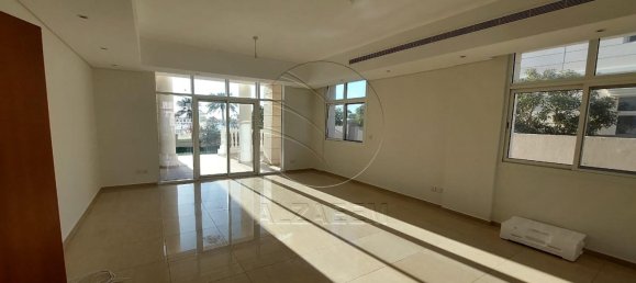 5 bedrooms Villa in Khalifa City, UAE No. 29859 11