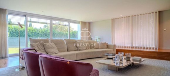 5 bedrooms Villa in Matosinhos, Portugal No. 241838 14