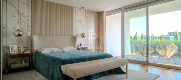 5 bedrooms Villa in Matosinhos, Portugal No. 241838 3