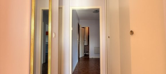 4-salle Appartement à Ambérieu-en-Bugey, France No. 274074 15