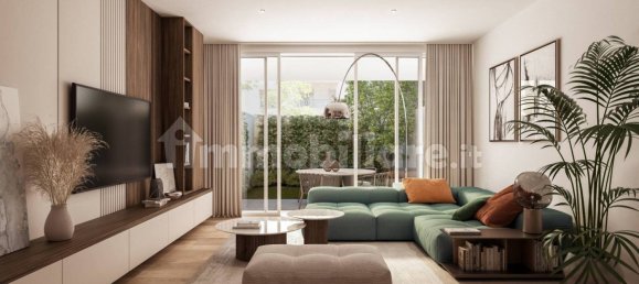 مرآب في Milan, Italy 16متر مربع رقم 248070 22