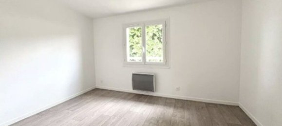 4 Schlafzimmer Haus in Plaisir, France, Nr. 297214 8